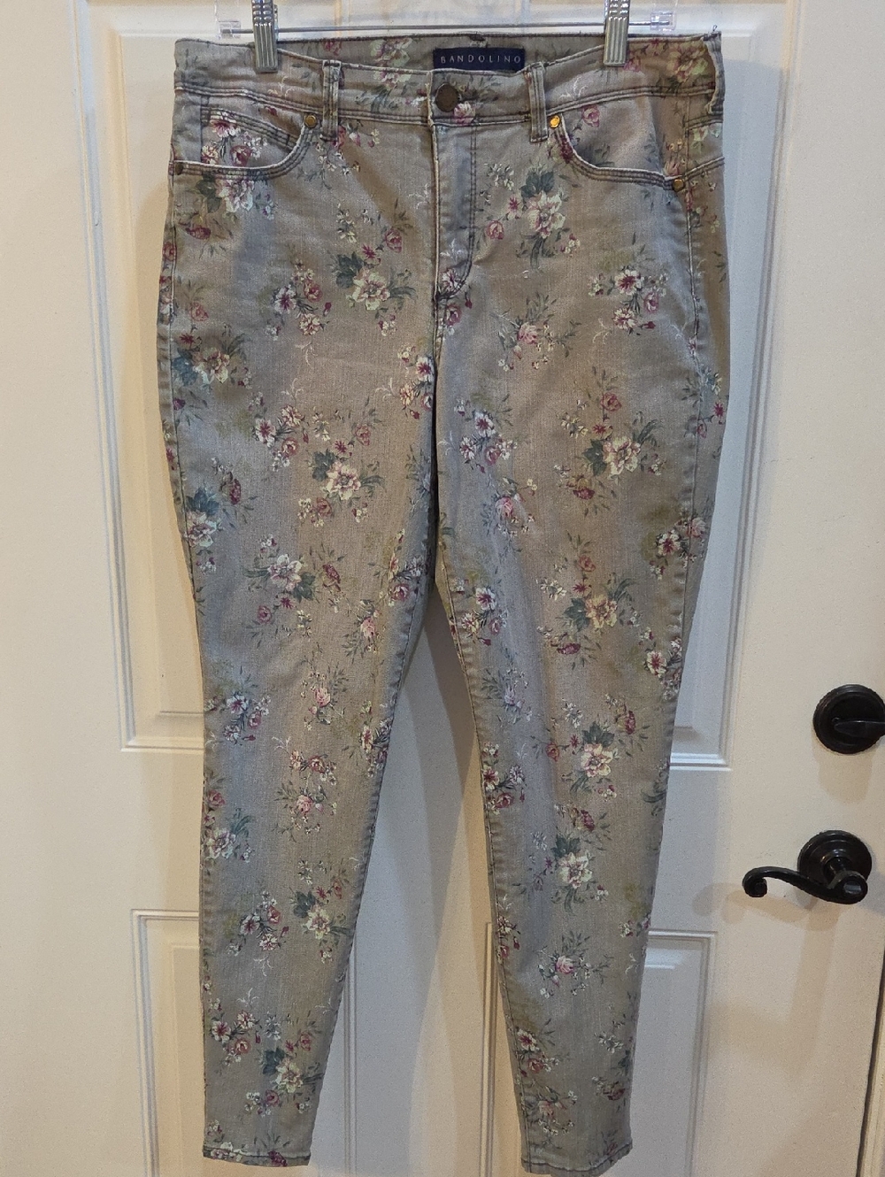 Bandolino Lisbeth Floral Print Gray Skinny Jeans with Pink Accents